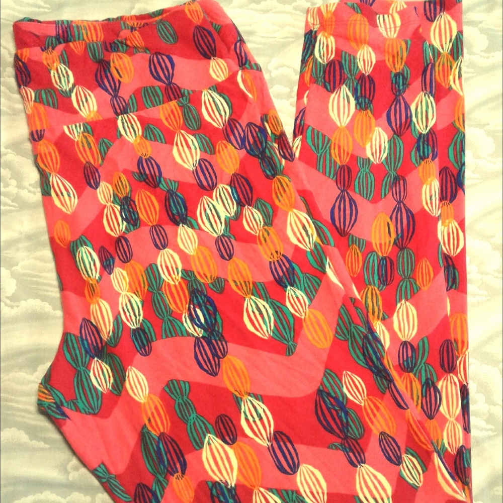 NWOT LuLaRoe Leggings!!